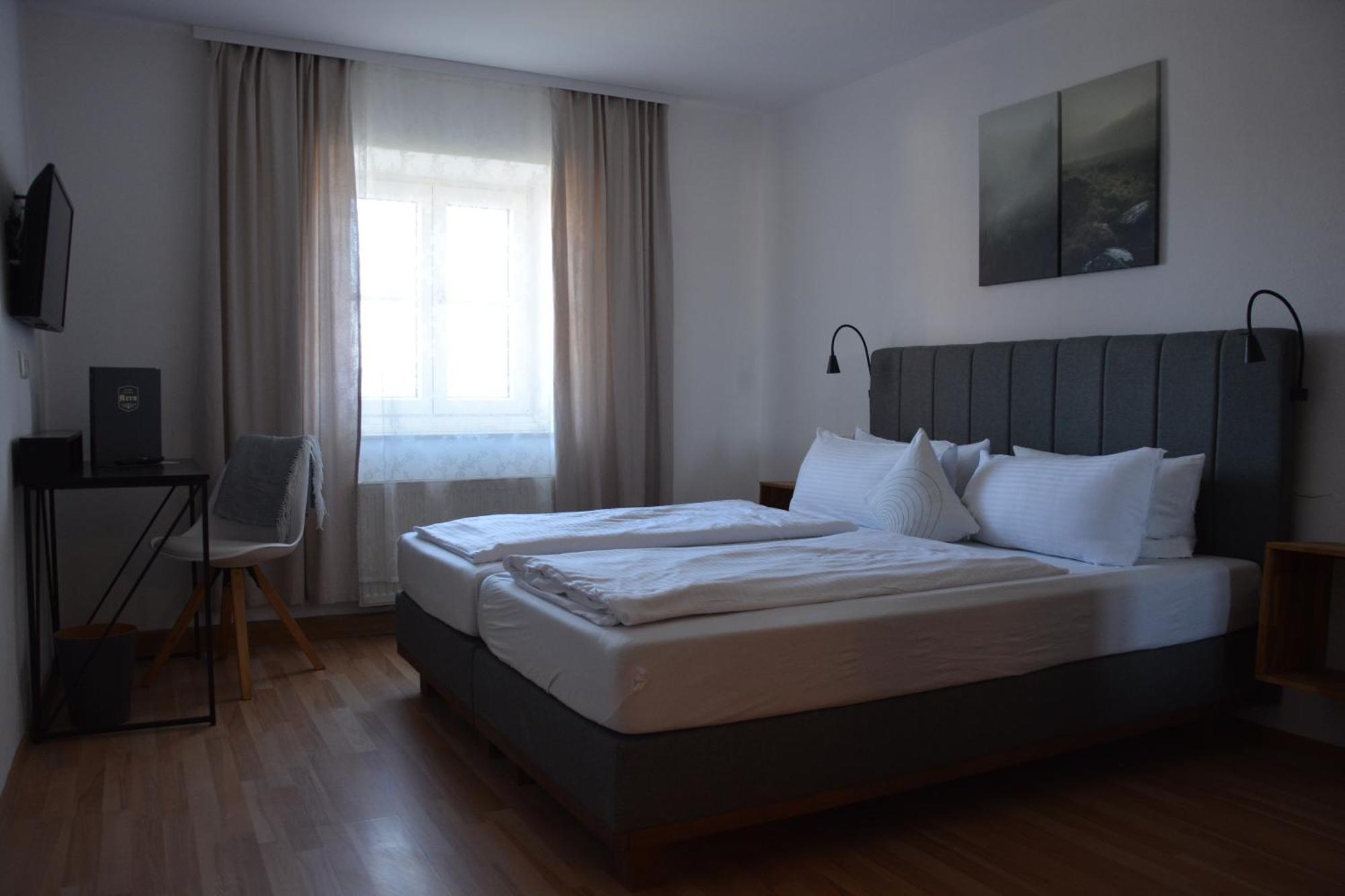 Hotel Garni Kern Halfing Exterior foto